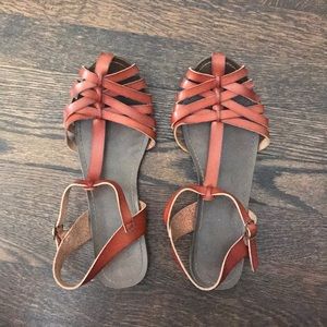 Leather woven-style sandals